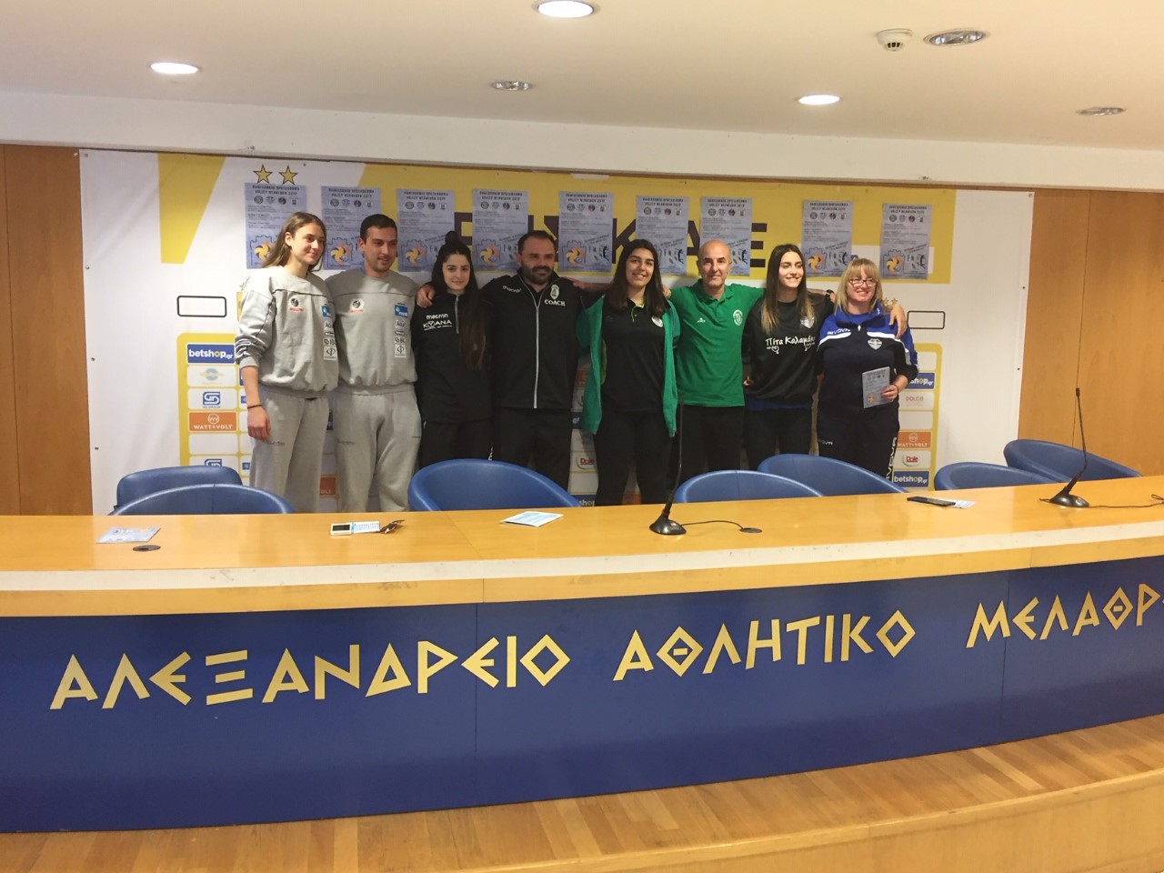 neanides press2019