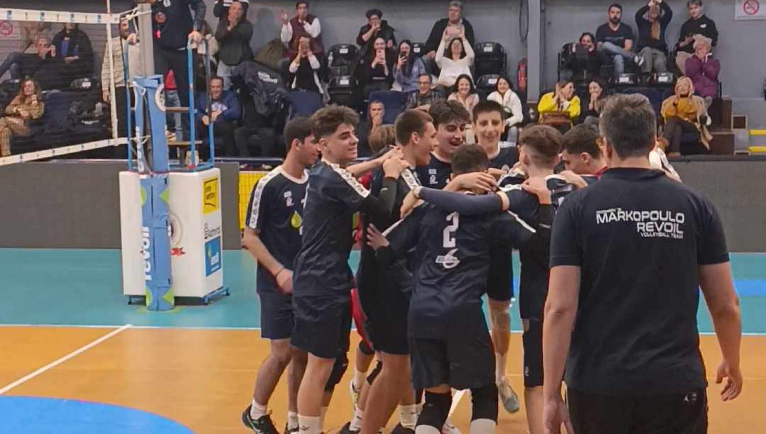 paides aom-aek
